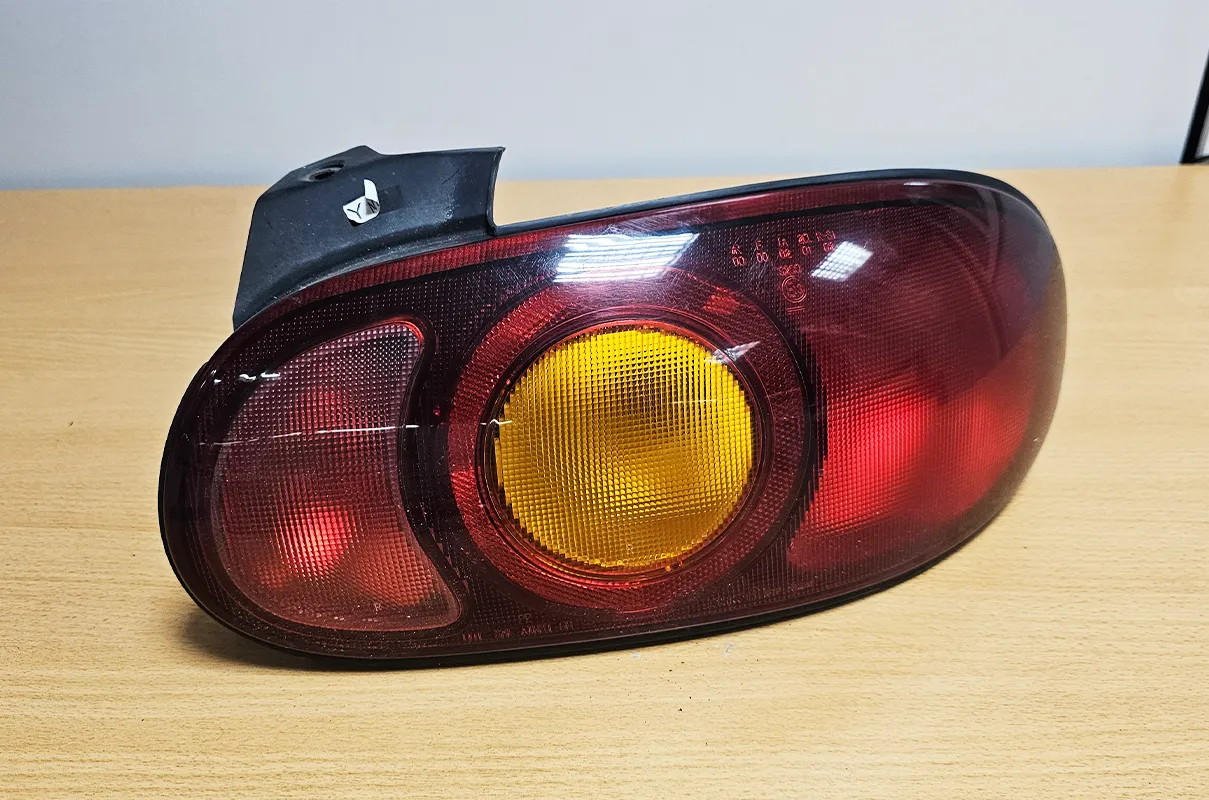 feu arrière lhd droit mx5 nb