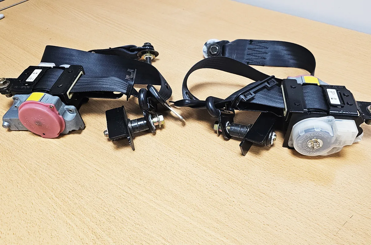 paire de ceintures mx5 nb nbfl